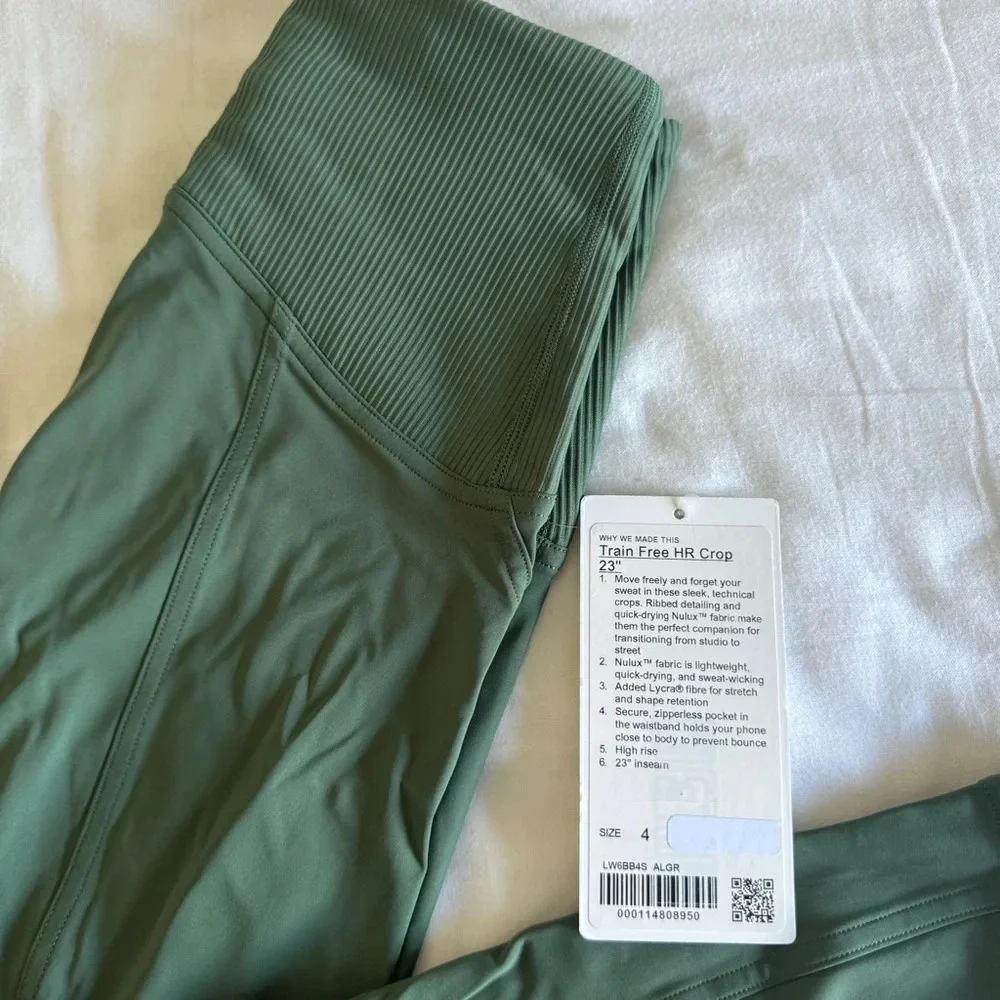 🆕💚 Lululemon Train Free HR Crop 23” Algae Green - Picture 2 of 7